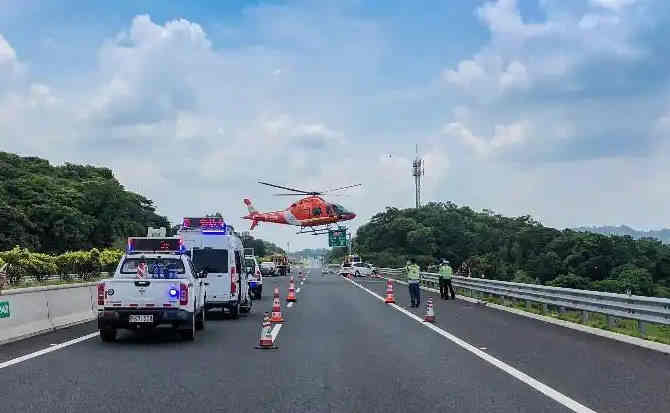 斗门区高速公路汽车救援案例